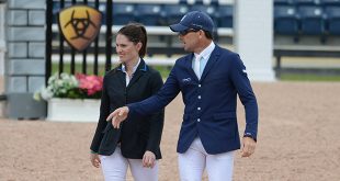 Conor Swail (IRL), ici en compagnie de Vanessa Mannix (CAN), prend son indépendance (© Xavier Boudon)